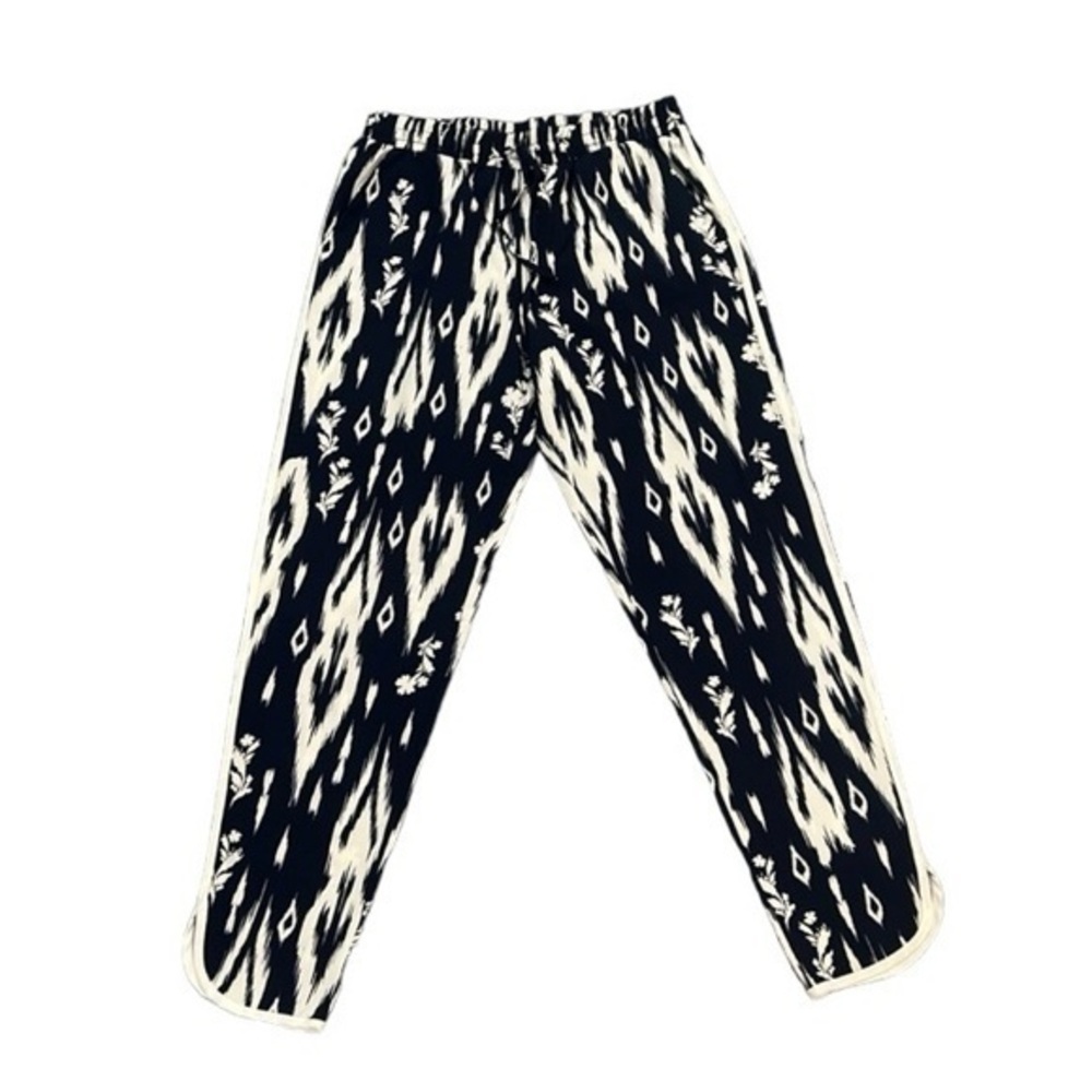 Xhilaration pants